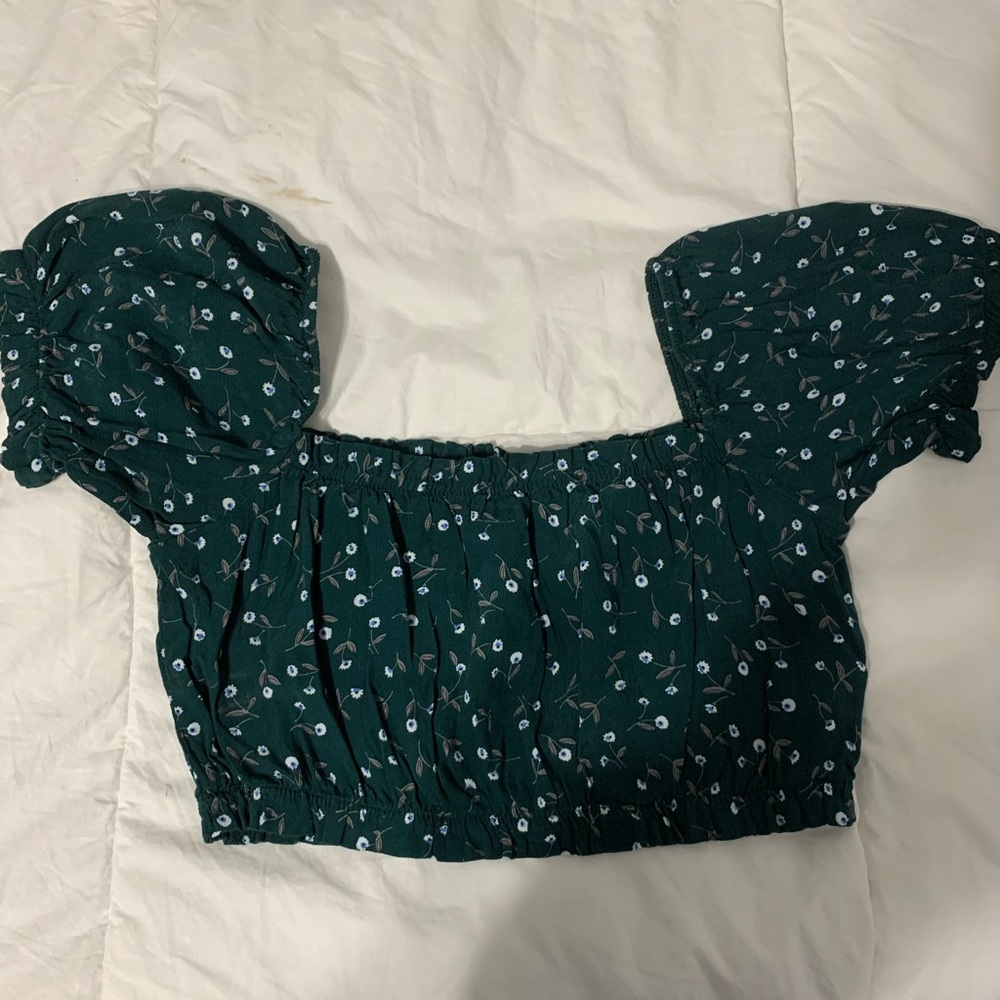 Brandy Melville crop top